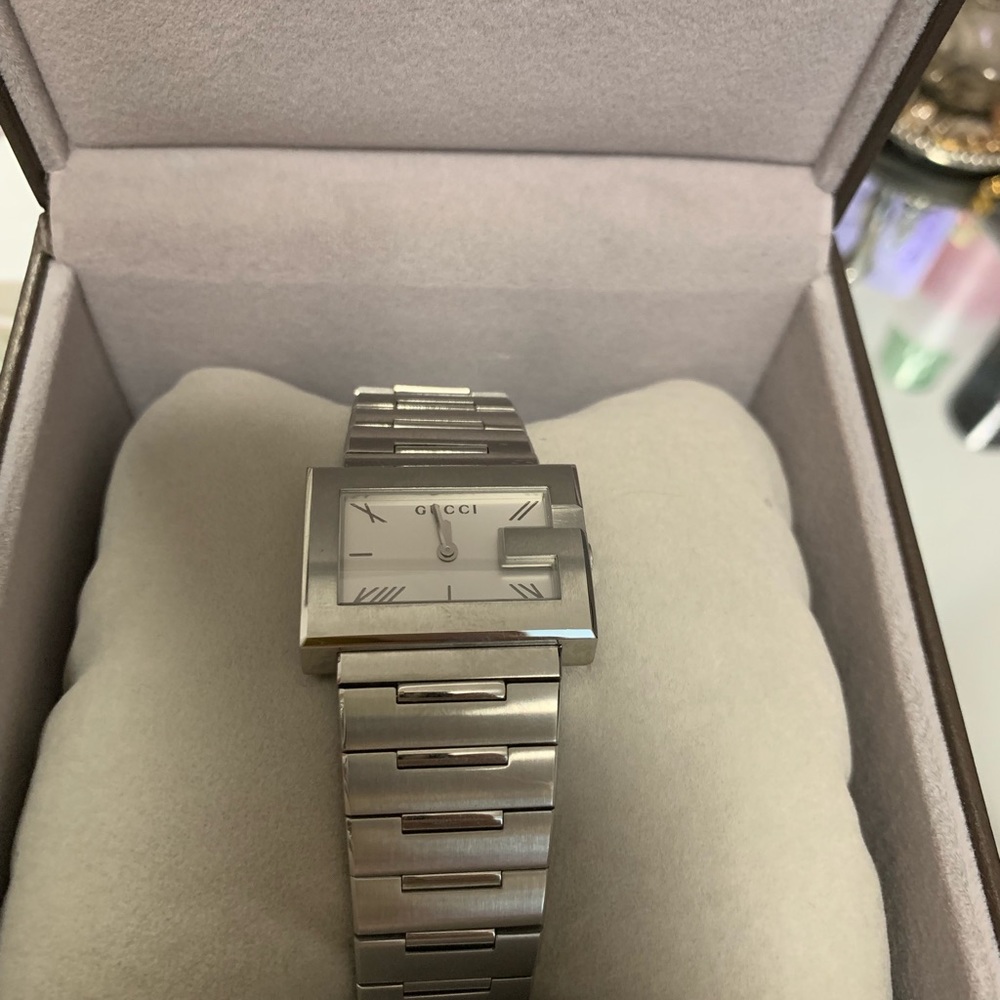 Gucci watch